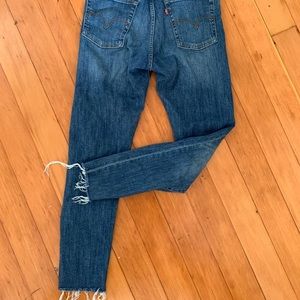 Levi’s Wedgie Skinny Jeans